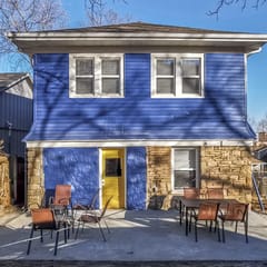 House w/ Excellent Locale. Beautifully remodeled!