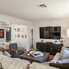 3 Bed 2 Bath with Hot Tub