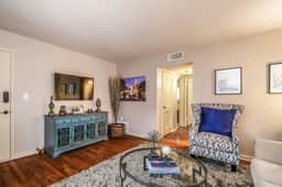 One Bedroom Plaza Condo in Historic Building - Image 3
